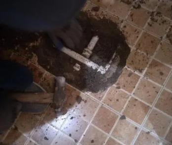 新巴尔虎右卫生间漏水维修公司为您分享下卫生间渗水如何处理及注意事项